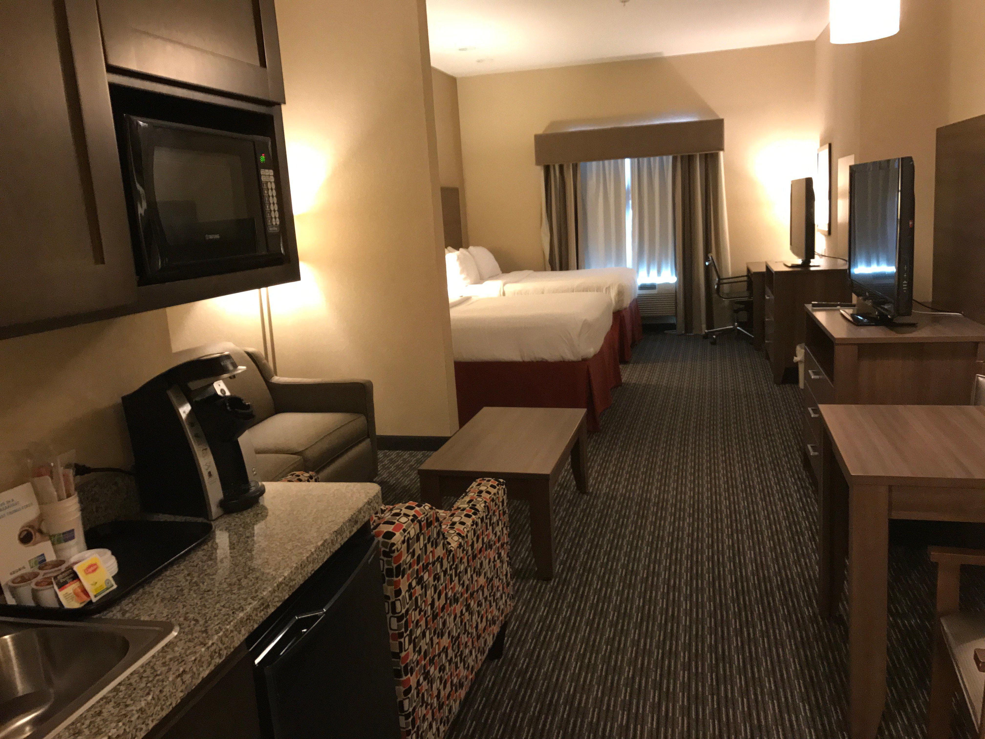 Holiday Inn Express & Suites Fredericksburg By Ihg Экстерьер фото